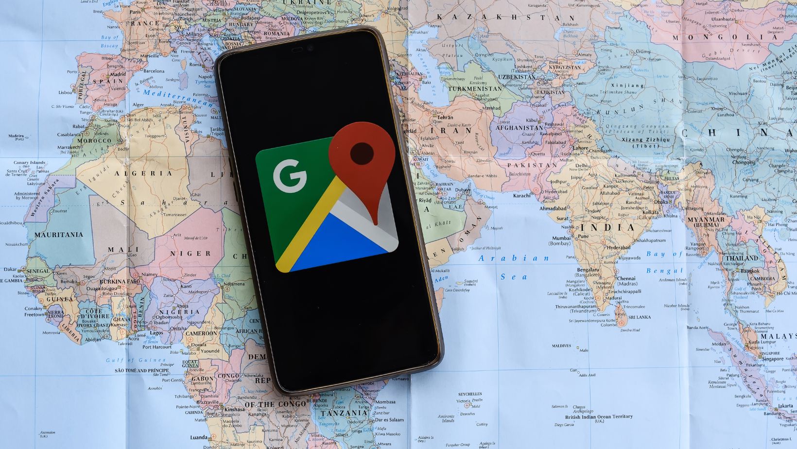 La relación entre las reseñas y la ficha de Google Maps: cómo influyen en tu negocio y cómo gestionarlas