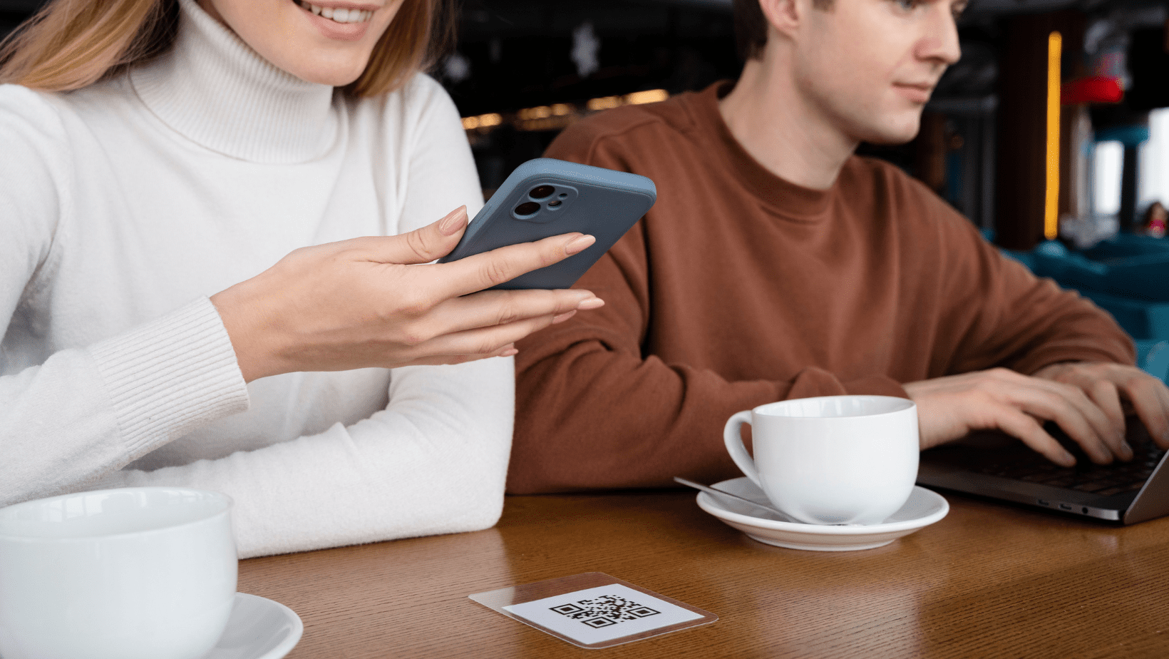 SEO local para empresas (30) reseñas Google con una tarjeta NFC